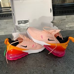 Ladies Nike air Max shoes